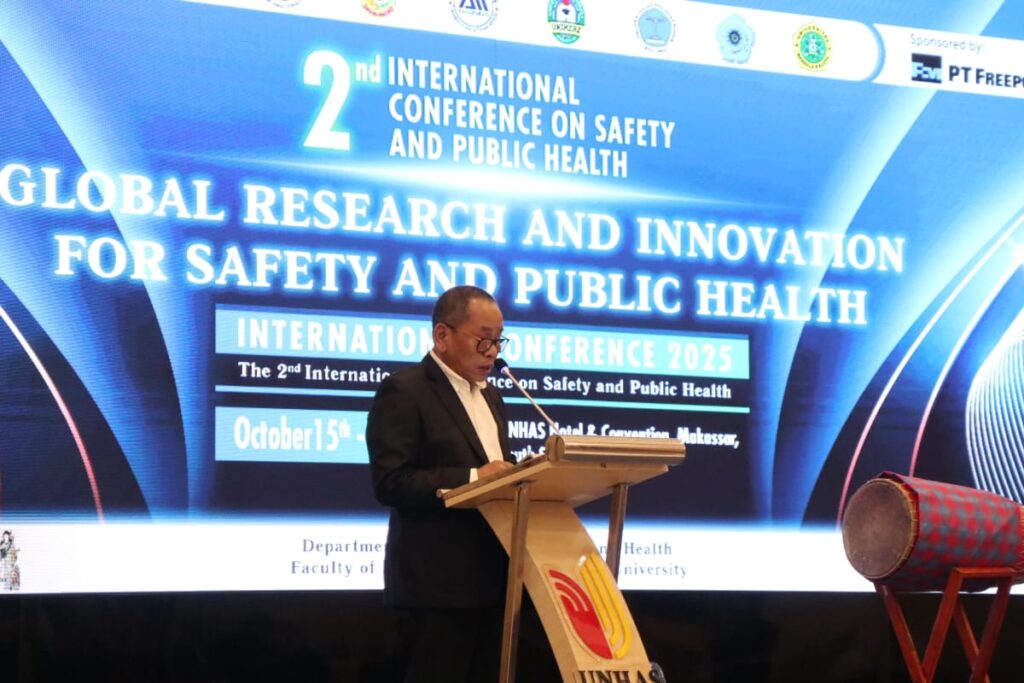 FKM Unhas Gelar Konferensi Internasional Bahas Inovasi Global untuk Keselamatan dan Kesehatan Masyarakat