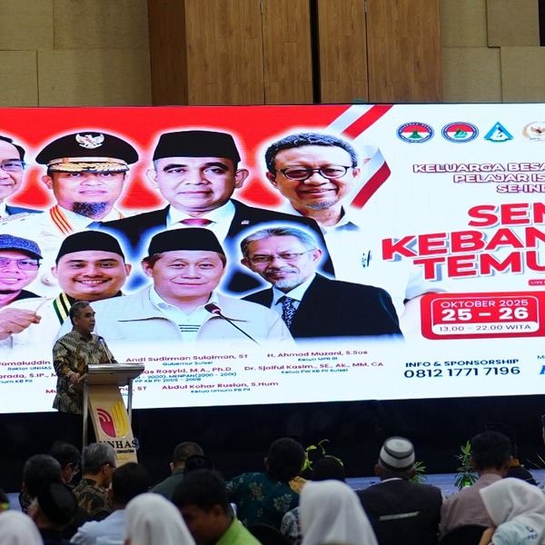Ketua MPR RI Hadiri Seminar Kebangsaan Pelajar Islam Indonesia di Unhas