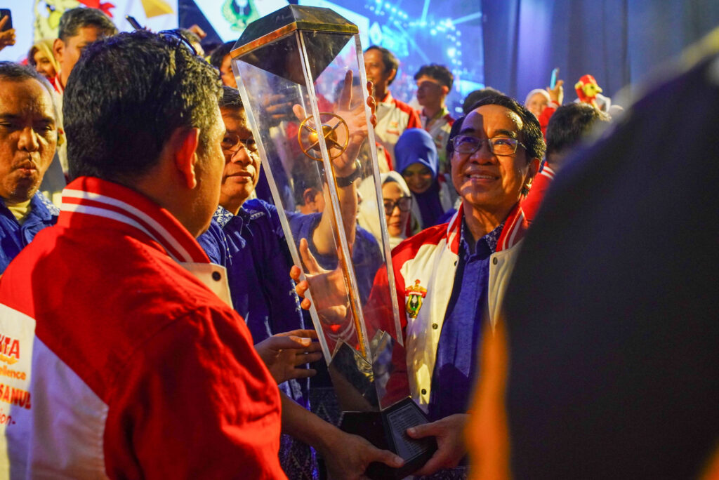 Unhas Pertahankan Piala Adhikarta Kertawidya di PIMNAS 38 Bukti Keunggulan