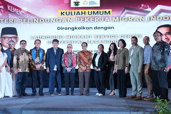 Menteri P2MI di Unhas Perlindungan Tenaga Kerja dari Hulu hingga Hilir