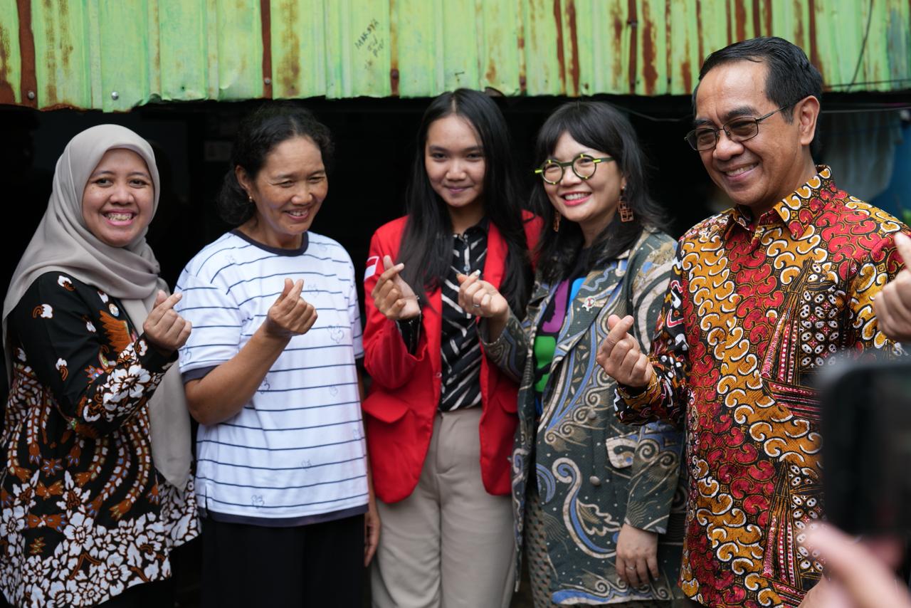 Rektor Prof. JJ dan Wamen Prof. Stella Kunjungi Mahasiswa Unhas Penerima Beasiswa KIPK