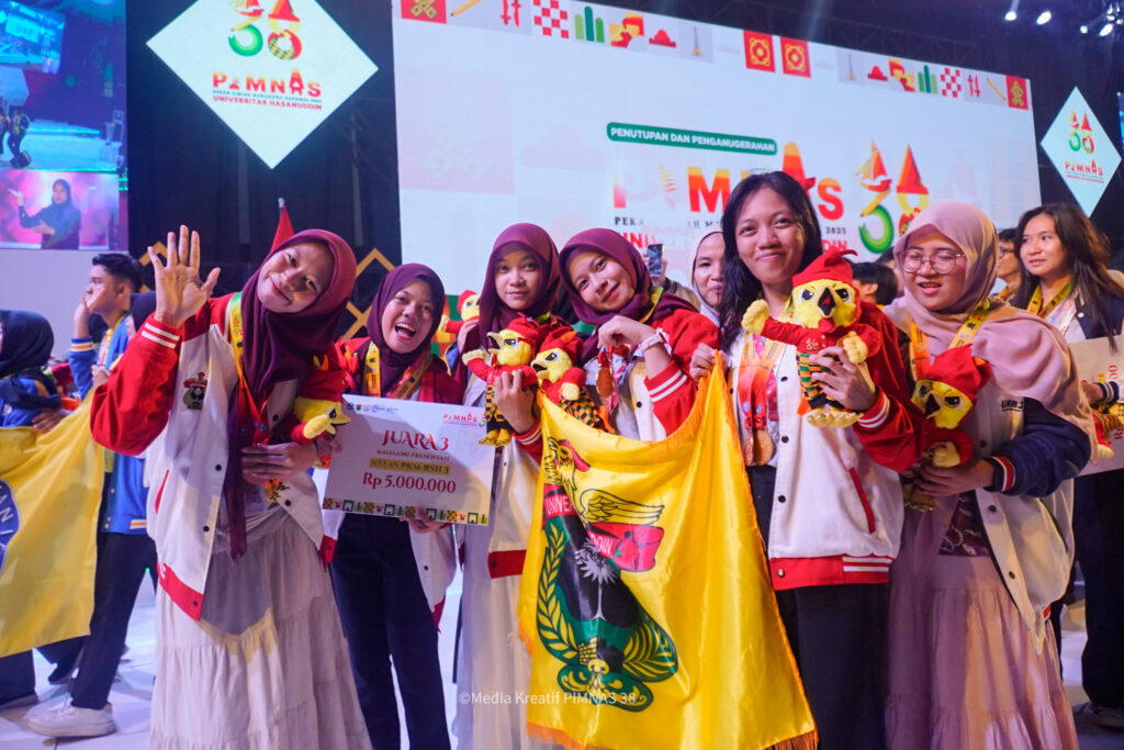 Unhas Pertahankan Piala Adhikarta Kertawidya di PIMNAS 38 Bukti Keunggulan