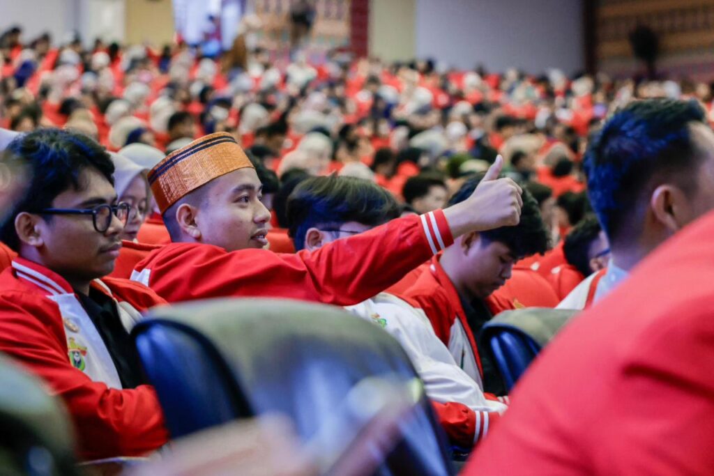 Dihadapan 2.500 Mahasiswa Unhas, Menhan Jangan Biarkan Potensi Ancaman Berkembang Tanpa Respon