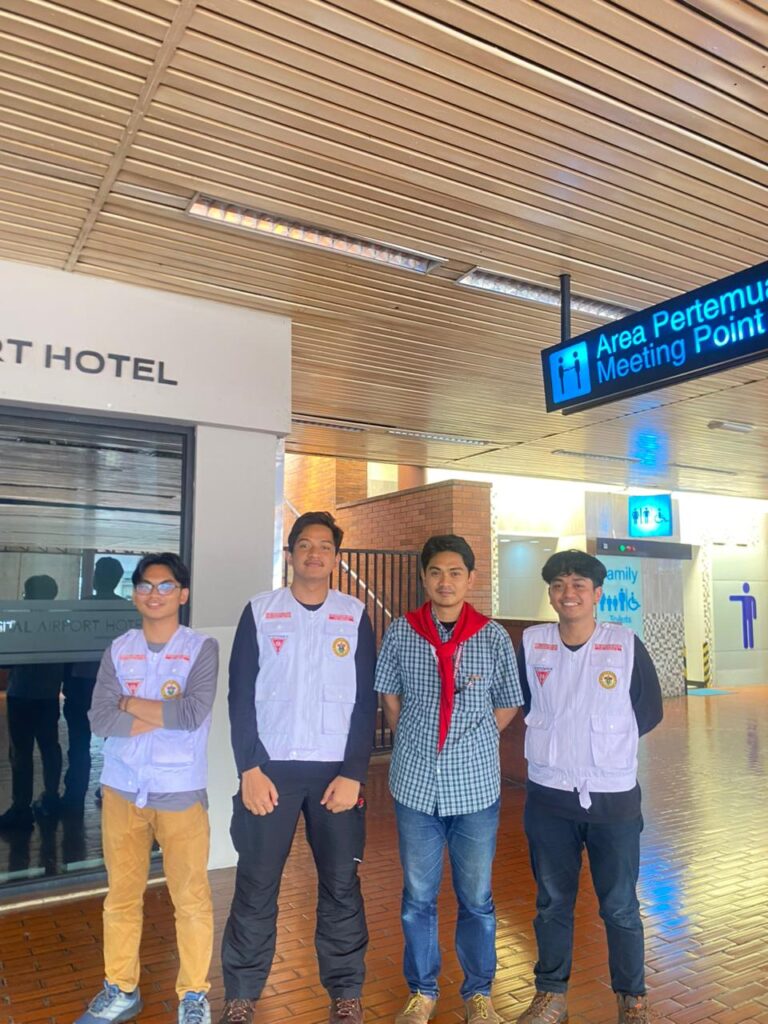 Tim Medis Unhas Tiba di Aceh, Wamenkes Apresiasi Respons Cepat Penanganan Bencana