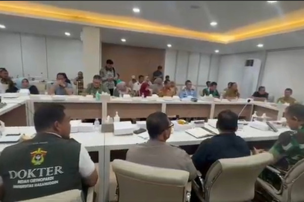 Tim Medis Unhas Tiba di Aceh, Wamenkes Apresiasi Respons Cepat Penanganan Bencana