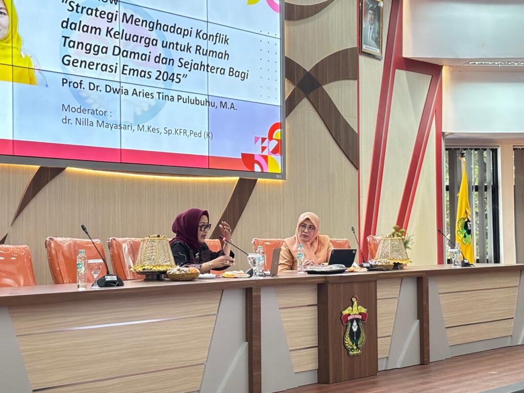 Darma Wanita Persatuan Unhas Peringati HUT ke-26 dan Hari Ibu