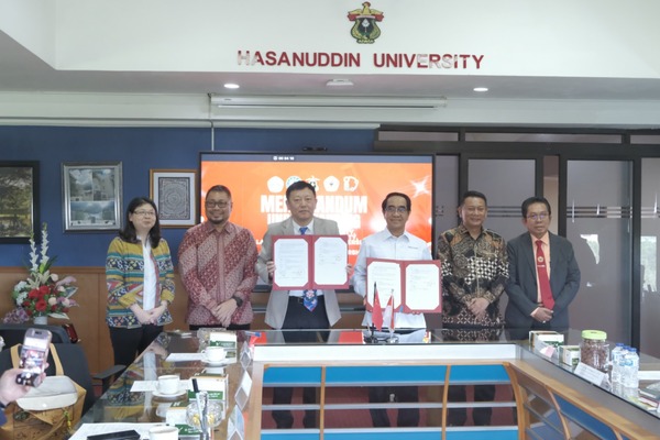Penandatanganan kerja sama di Universitas Hasanuddin
