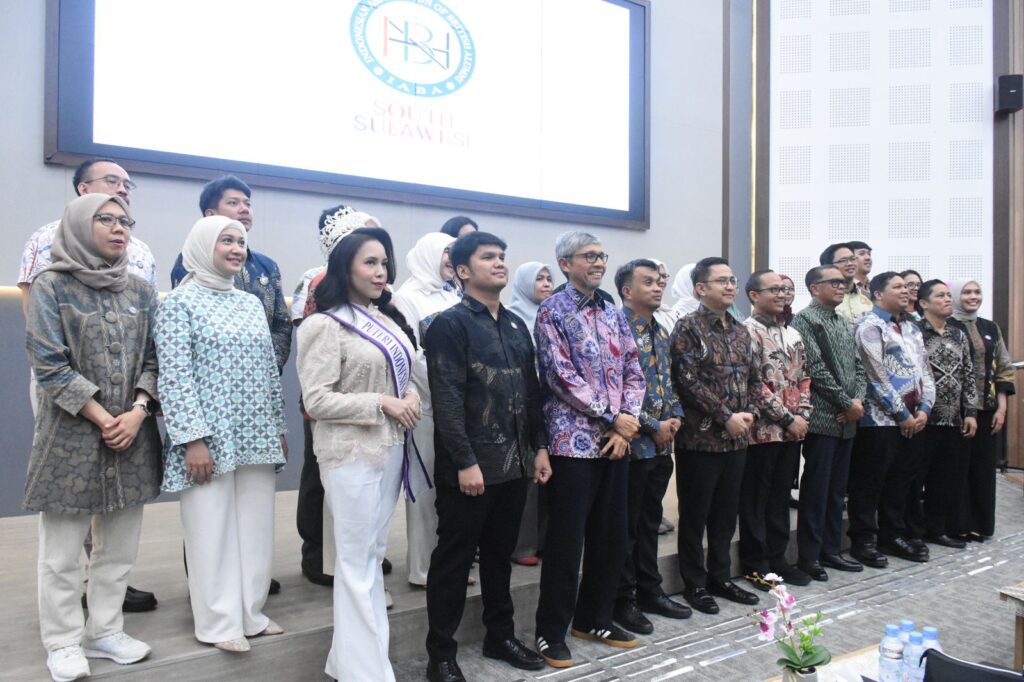 Direktur Kemahasiswaan Unhas Pimpin Ikatan Alumni Britania Raya Sulsel 3