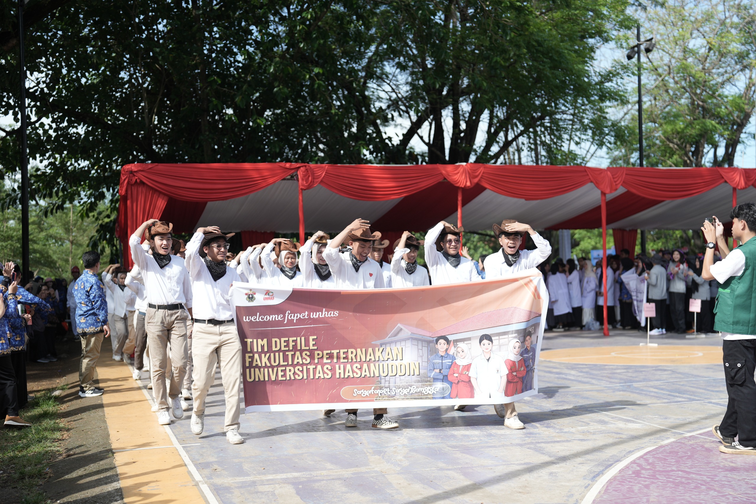 peresmian logo tandai dimulainya rangkaian dies natalis ke 70 unhas (2)