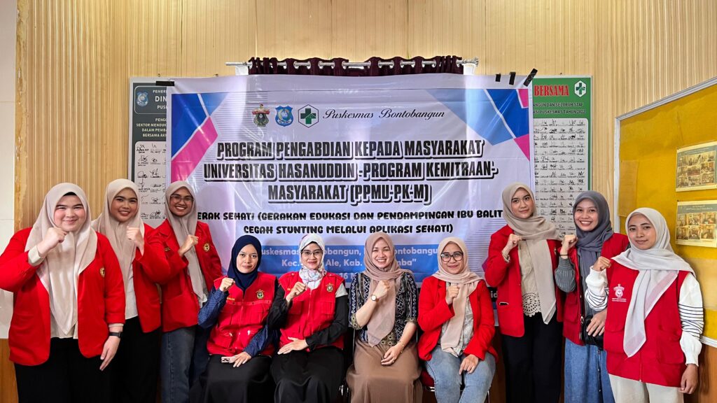Tim Unhas Perkenalkan Aplikasi untuk Pantau Risiko Stunting di Desa Bontobangn, Bulukumba