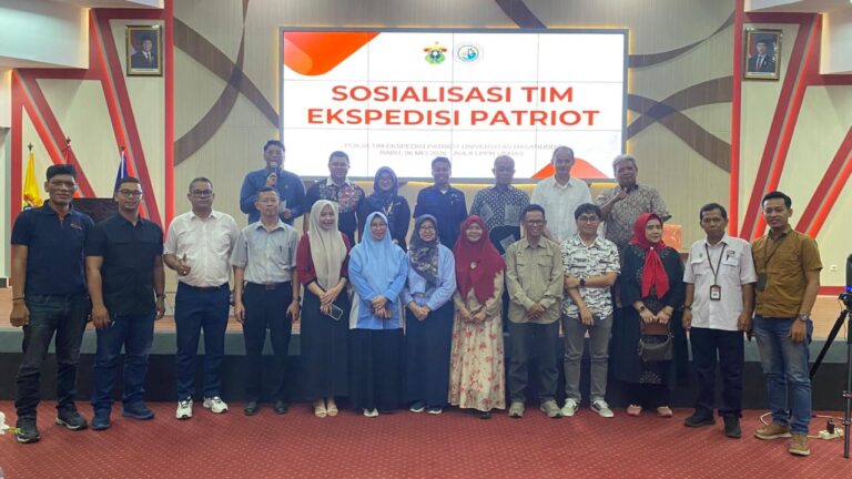 Foto bersama Sosialisasi Tim Ekspedisi Patriot