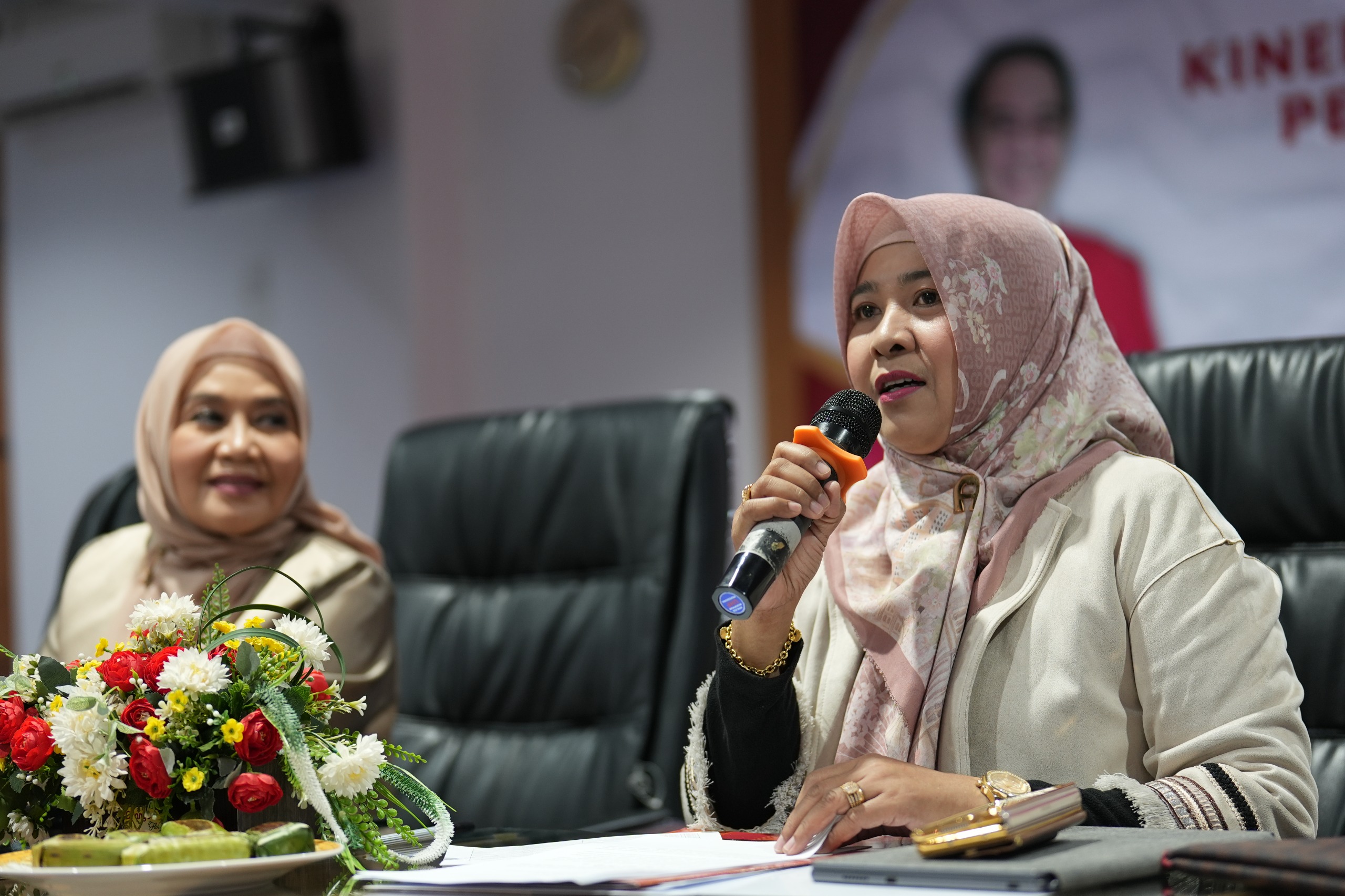 unhas perkuat budaya kerja profesional melalui pelatihan pelayanan prima bagi tendik (4)