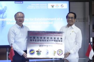Officials unveil China-Indonesia marine cooperation project sign