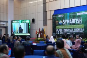 Marine and fisheries symposium in Makassar conference hall