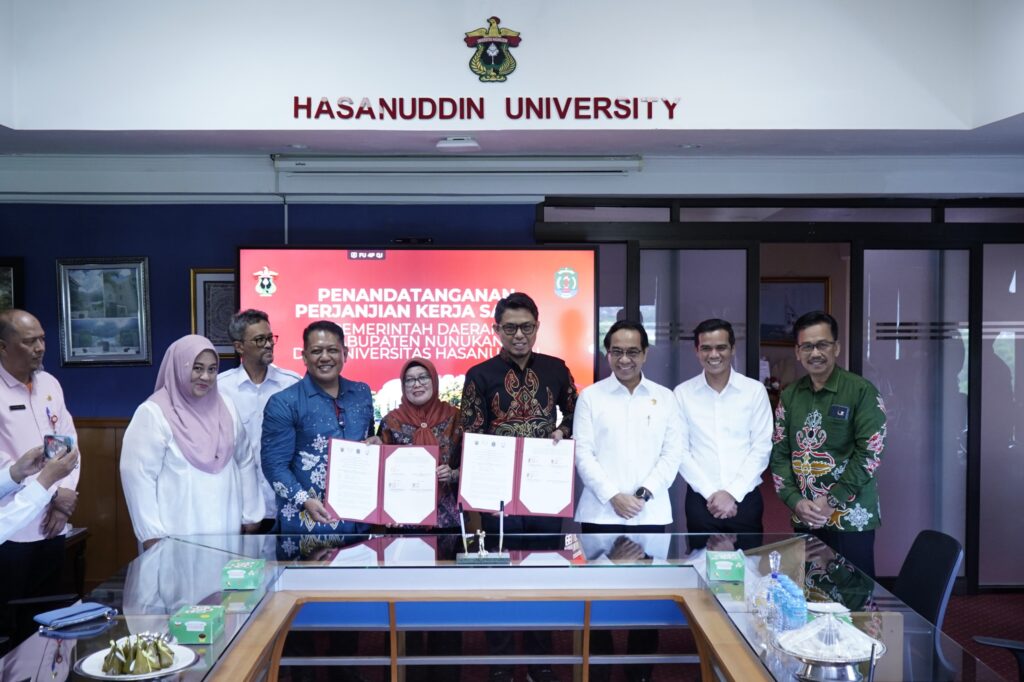 Officials sign cooperation agreement at Hasanuddin University
