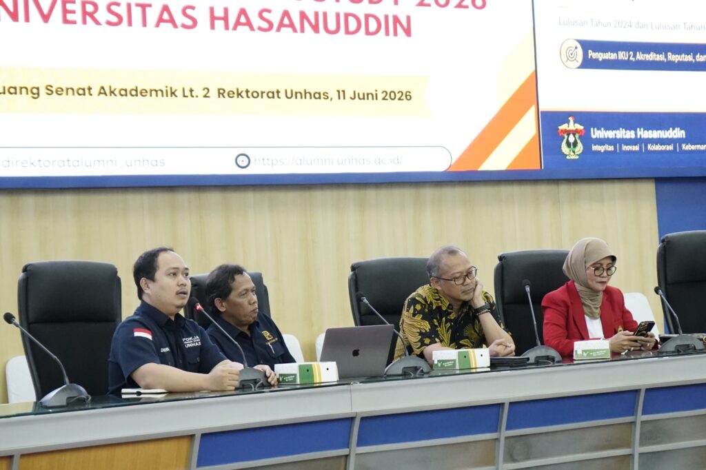 Panel rapat Universitas Hasanuddin Juni 2026