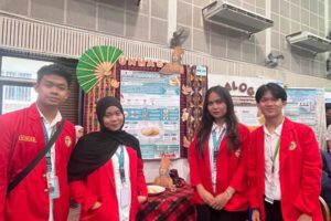 inovasi diversifikasi pangan, mahasiswa vokasi unhas raih bronze medal di malaysia