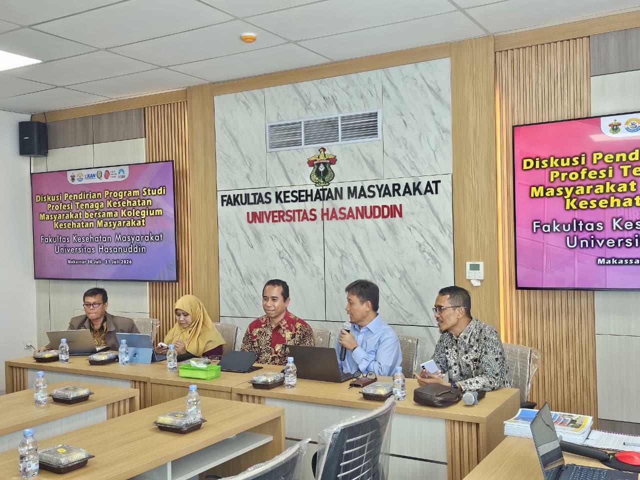 Diskusi akademik di Fakultas Kesehatan Masyarakat Unhas