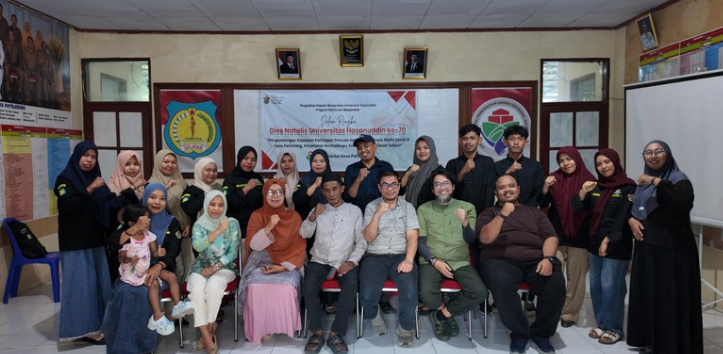 Group photo at university anniversary celebration indoors