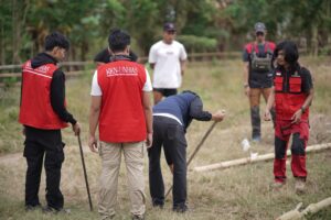 KKN Tanggap Bencana Unhas Salurkan Bantuan untuk 40 KK Terdampak di Manggarai Timur
