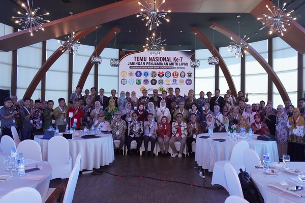 Foto bersama peserta Temu Nasional ke-7 JPM