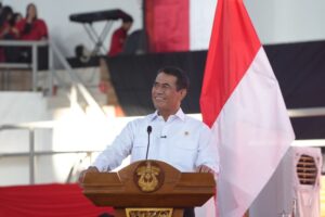 Menteri Pertanian RI Ajak Mahasiswa Baru Unhas Berinovasi untuk Kedaulatan Pangan
