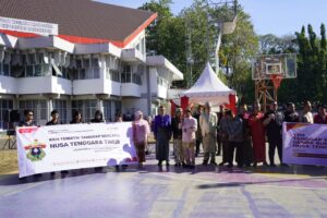 Pelepasan tim KKN tanggap bencana Unhas di lapangan kampus