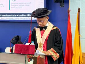 Unhas Kukuhkan Lima Guru Besar, Rektor: Dorong Produktivitas dan Publikasi Ilmiah