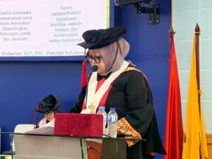 Unhas Kukuhkan Lima Guru Besar, Rektor: Dorong Produktivitas dan Publikasi Ilmiah