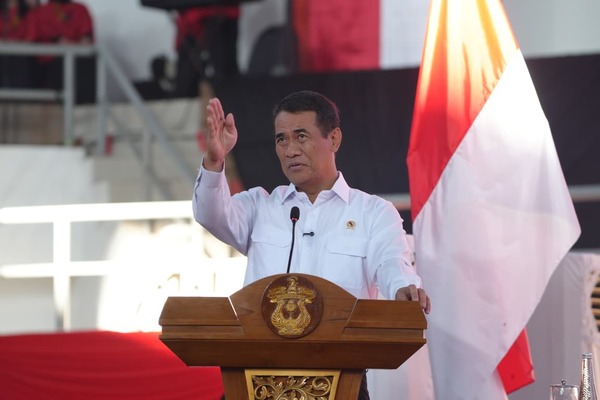 Menteri Pertanian RI Ajak Mahasiswa Baru Unhas Berinovasi untuk Kedaulatan Pangan