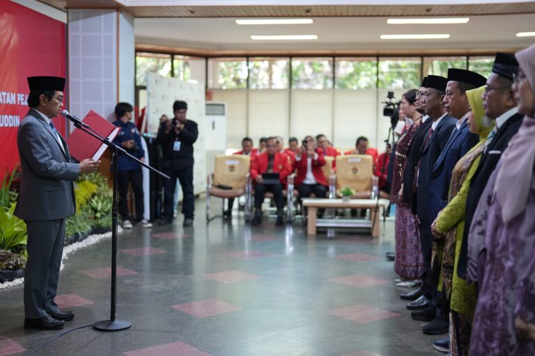 Nama-nama Pejabat Baru yang Dilantik oleh Rektor Universitas Hasanuddin