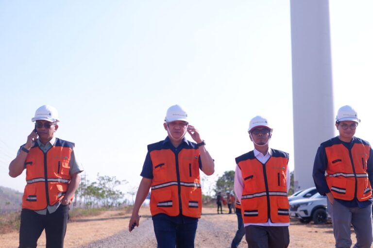 Kementerian ESDM Minta Unhas Kaji Potensi Energi Angin Sulsel