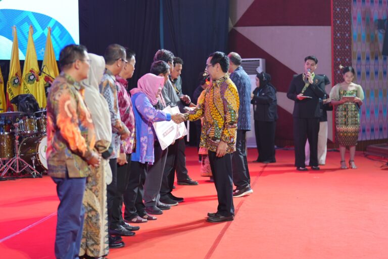 Malam Ramah Tamah 70 Tahun Unhas, Apresiasi Sivitas dan Capaian