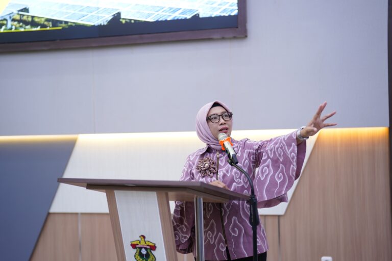 Unhas dan Kementerian ESDM Siapkan Kolaborasi Strategis Pengembangan Energi Terbarukan