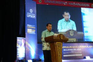 Hadir di Unhas, Menteri UMKM Dorong Wirausaha Berani Memulai dan Siap Berdampak