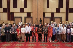 Konferensi Internasional Bahasa Mandarin Unhas Bahas Transformasi Humaniora Indonesia–Tiongkok di Era Society 5.0