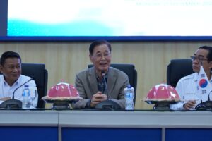Bagikan Inspirasi di Unhas, Prof. Kim Soo-Il Paparkan Perjalanan 50 Tahun Bersama Indonesia