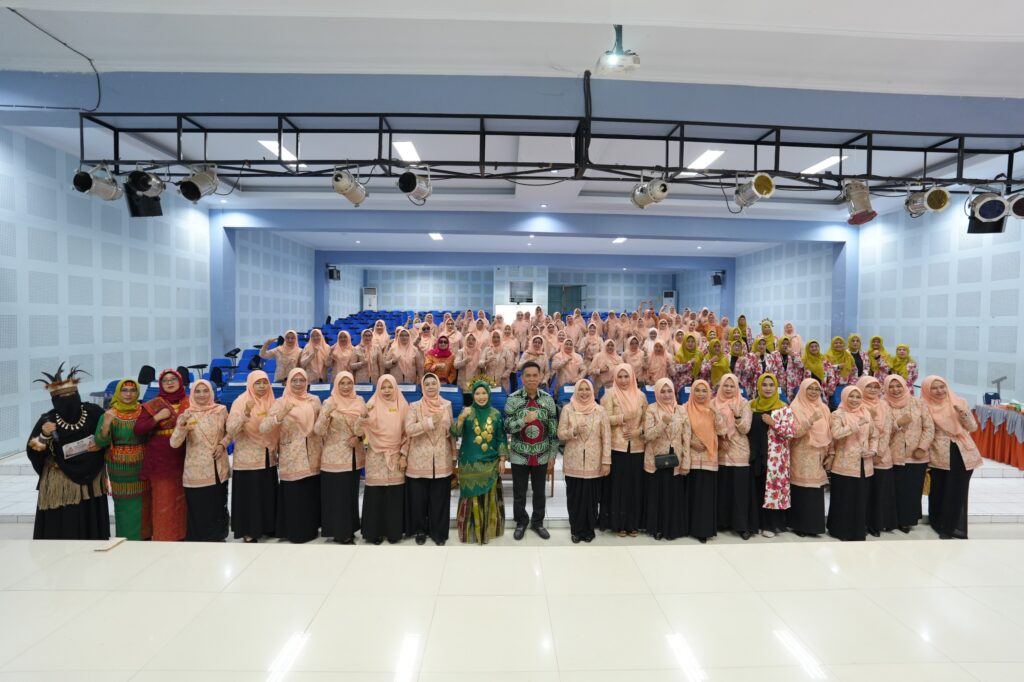 Pertemuan Bulanan DWP Unhas Bahas Peran Perempuan dalam Keberagaman Budaya