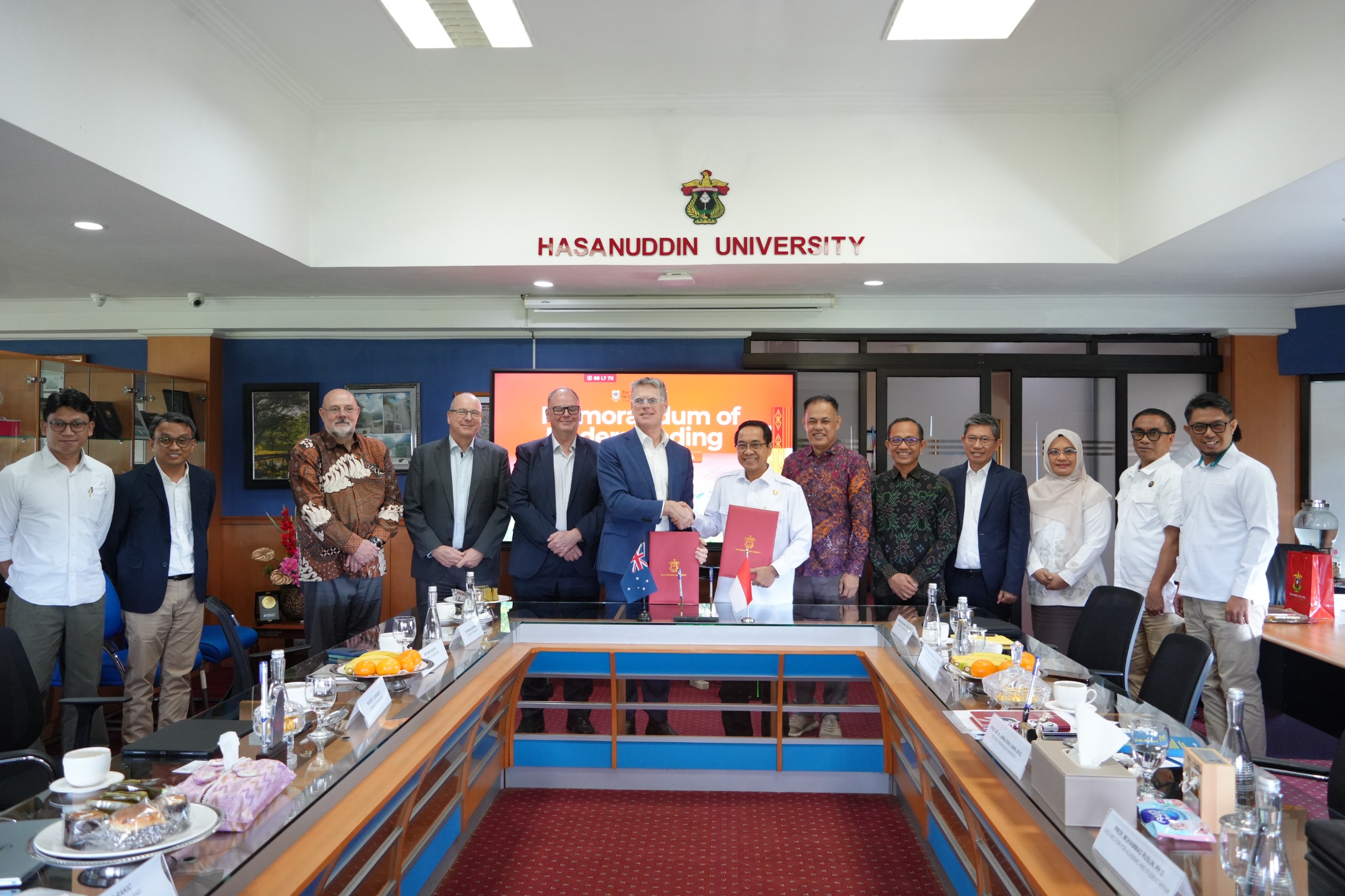 Penandatanganan kerja sama Universitas Hasanuddin dan delegasi Australia