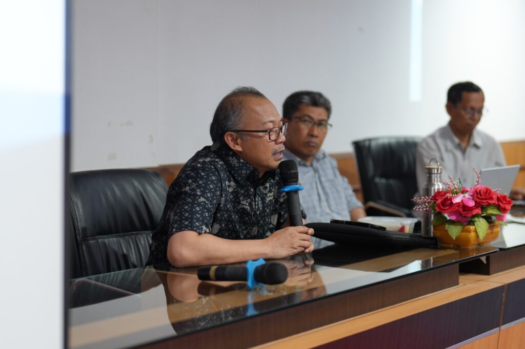 Unhas Perkuat Pengelolaan Informasi Publik melalui Bimbingan Teknis untuk Fakultas dan Sekolah