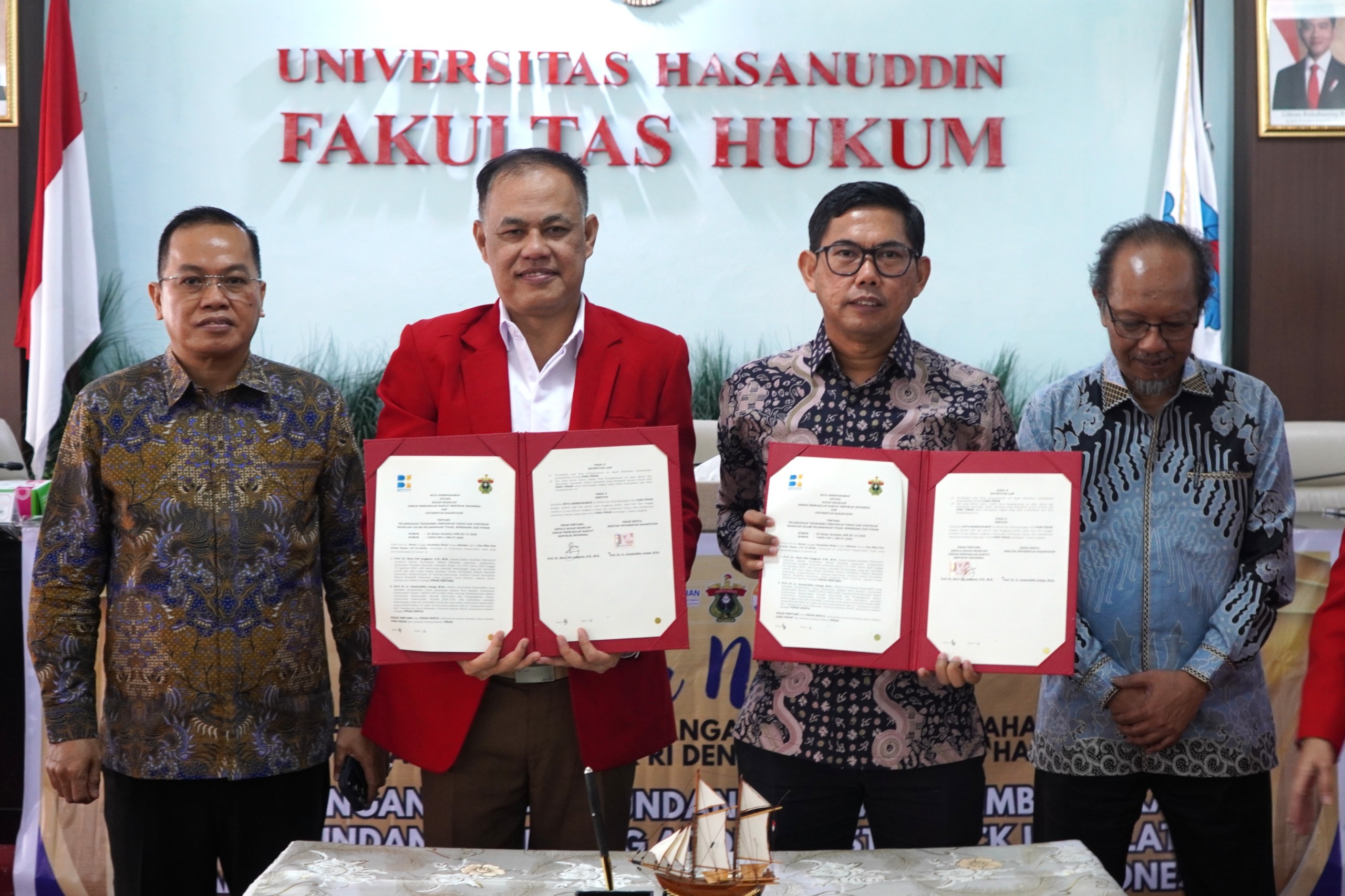 Penandatanganan kerja sama di Fakultas Hukum Unhas