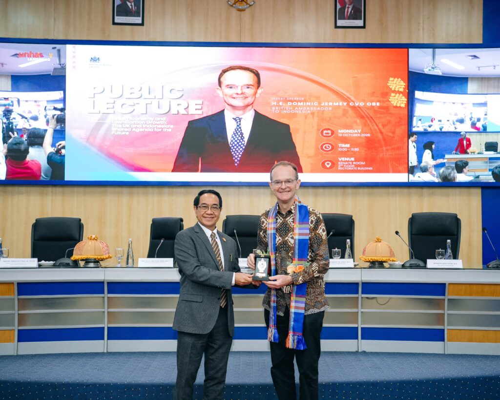 Dubes Inggris di Unhas Tekankan Peran SDM dalam Mendorong Ekonomi Hijau