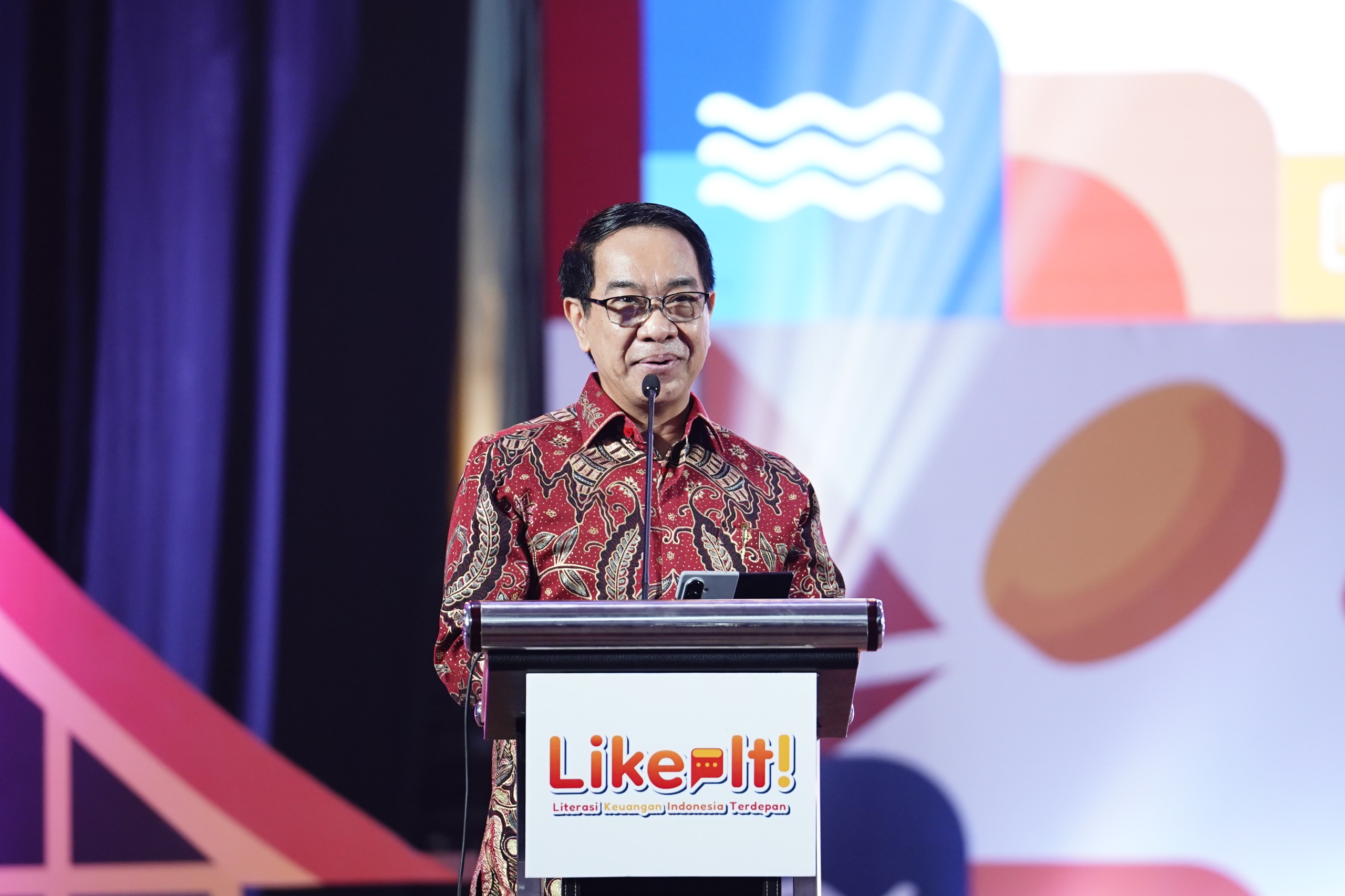 Rektor Unhas Dorong Mahasiswa Bangun Ketahanan Finansial