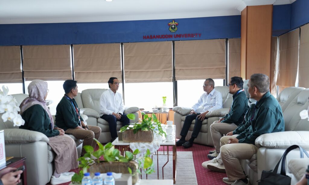 Unhas dan BNSP Bahas Sertifikasi Kompetensi Wajib bagi Mahasiswa