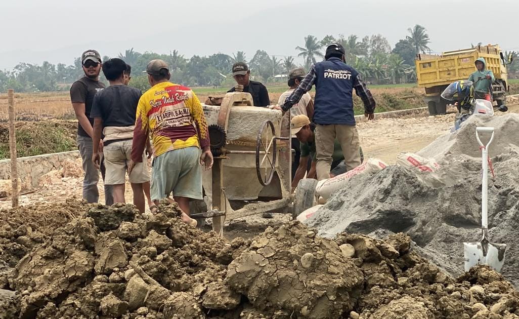 Tim Ekspedisi Patriot Unhas Tinjau Jalan untuk Dukung Produktivitas Warga Mahalona, Luwu Timur