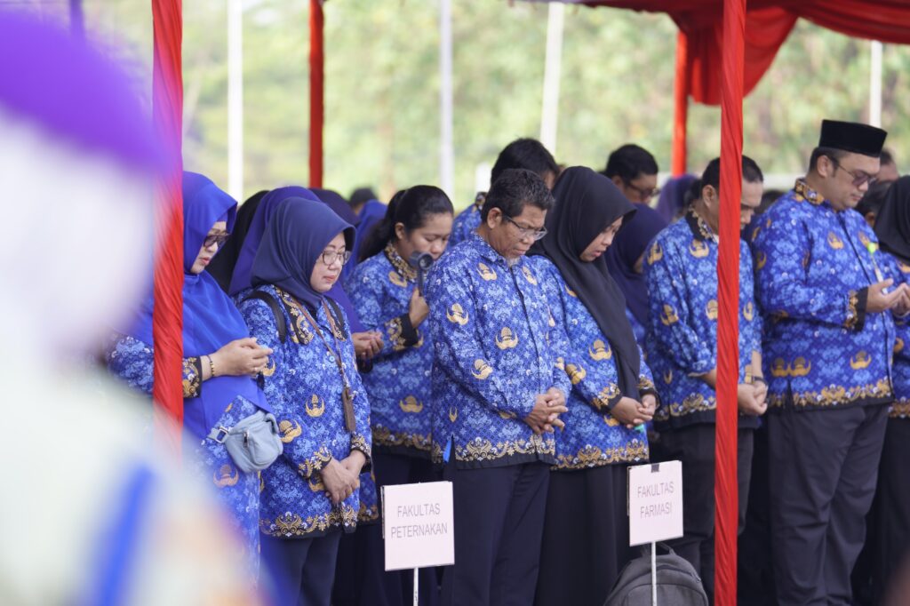 Rektor Unhas Pimpin Upacara Sumpah Pemuda, Tekankan Karakter Patriotik, Gigih, dan Berempati