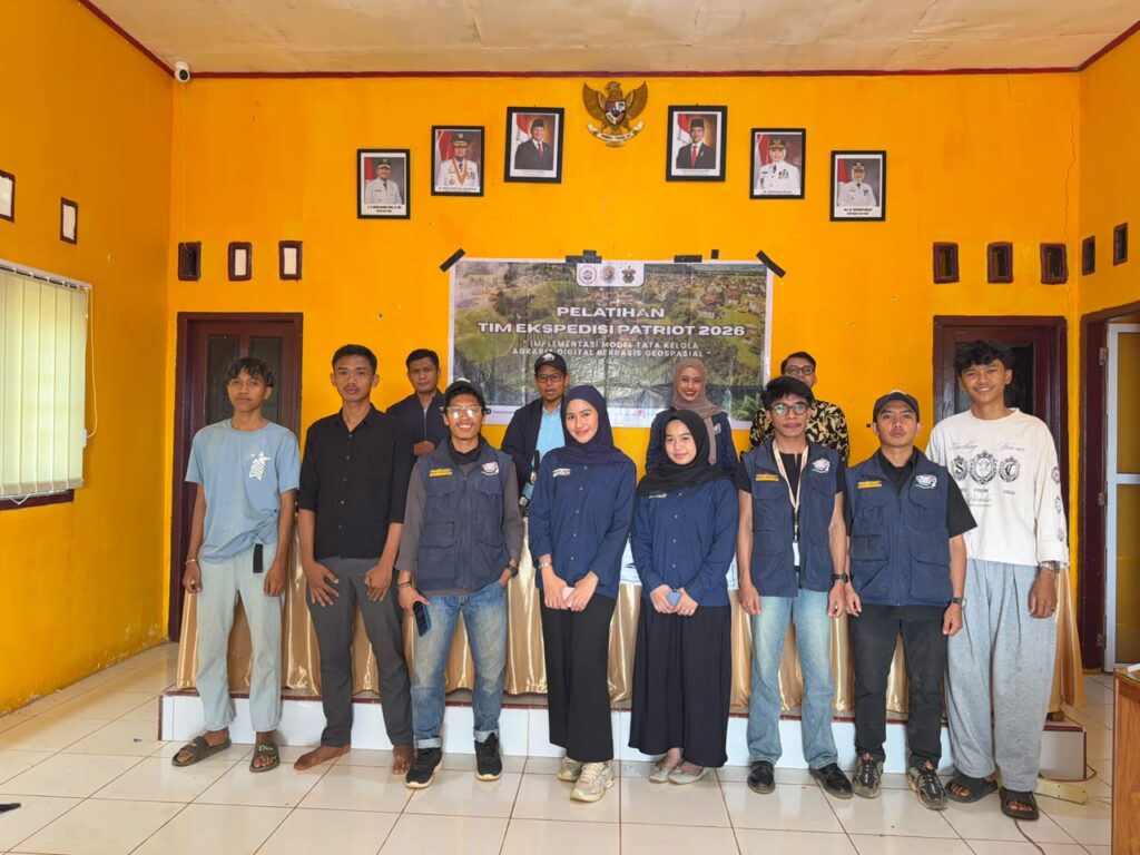 Tim Ekspedisi Patriot Unhas Dorong Mahalona Jadi Kawasan Potensial melalui Pelatihan WebGIS
